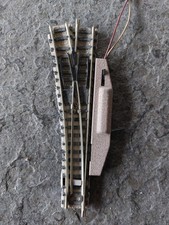 Modelleisenbahn Spur N: Fleischmann 9170 Weiche links mit Antrieb