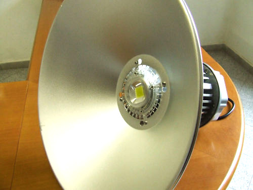 Lampione LED 100W COB Professionale IP68 - Luce Potente 220V