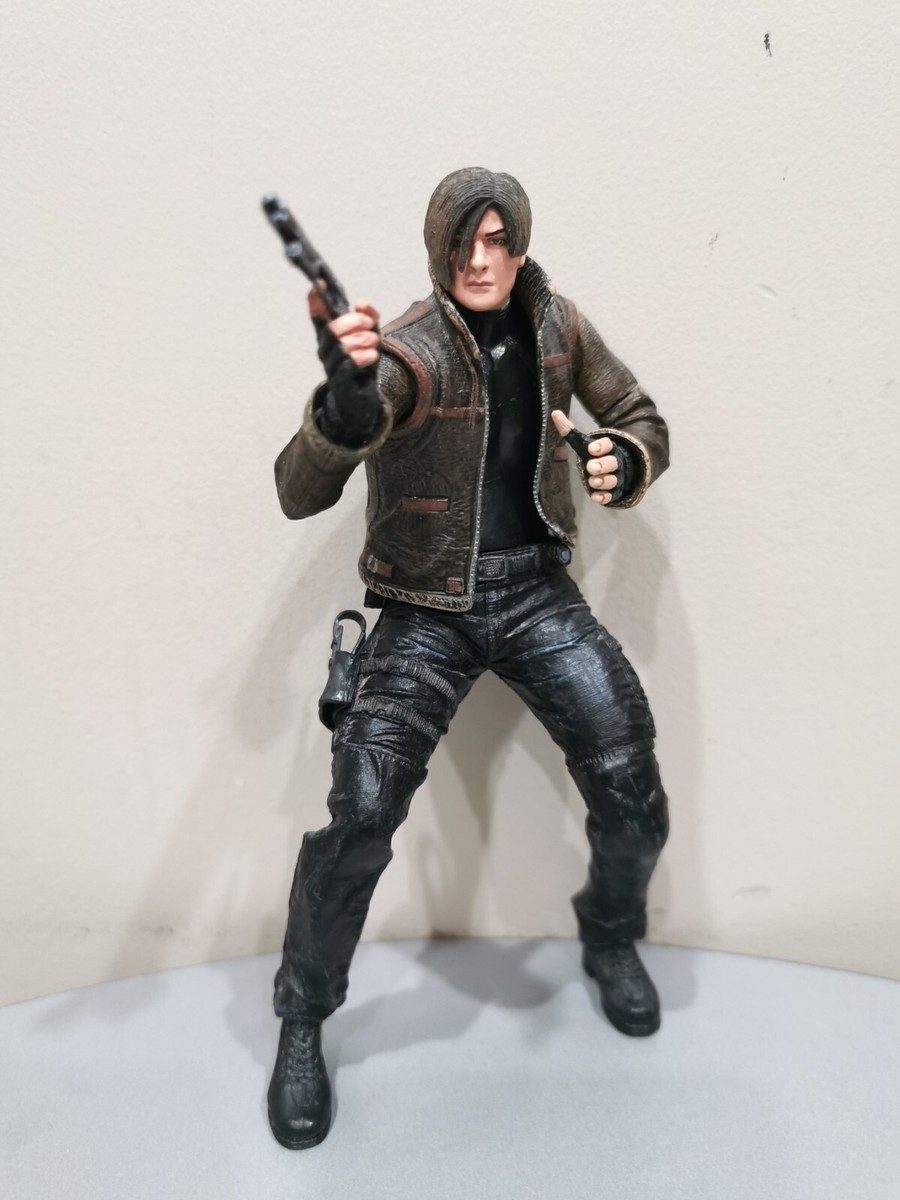 NECA社製CAPCOM[biohazard④凶悪モンスター3体]未開封品! NECA Resident Evil 4 Leon S. Kennedy Jacket Version 7