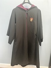 Universal Studio Wizarding World of Harry Potter Gryffindor Robe XXS