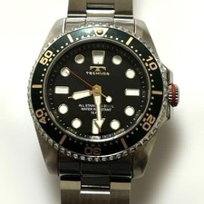 Technos T2623 Diver Quartz Watch Timepiece Rare Authentic Wristwatch Classic