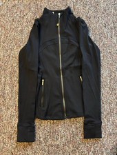 Lululemon Define Jacket Black Gold Zip Size 8 NWT Nulu Slim Fit Full Zip