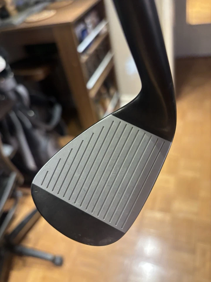 MIZUNO PRO T-1 BLACK ION WEDGE 54* / 12S / BLACK KBS HI-REV 2.0 115 WEDGE - Image 2 of 3
