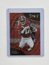Jaylen Waddle 2022 Select Draft Picks Red Lazer Prizm Field Level #172 Alabama