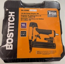 Bostitch Pneumatic 18 Ga. 1/2"-1 1/2" Finish Stapler Kit SX1838K - NEW