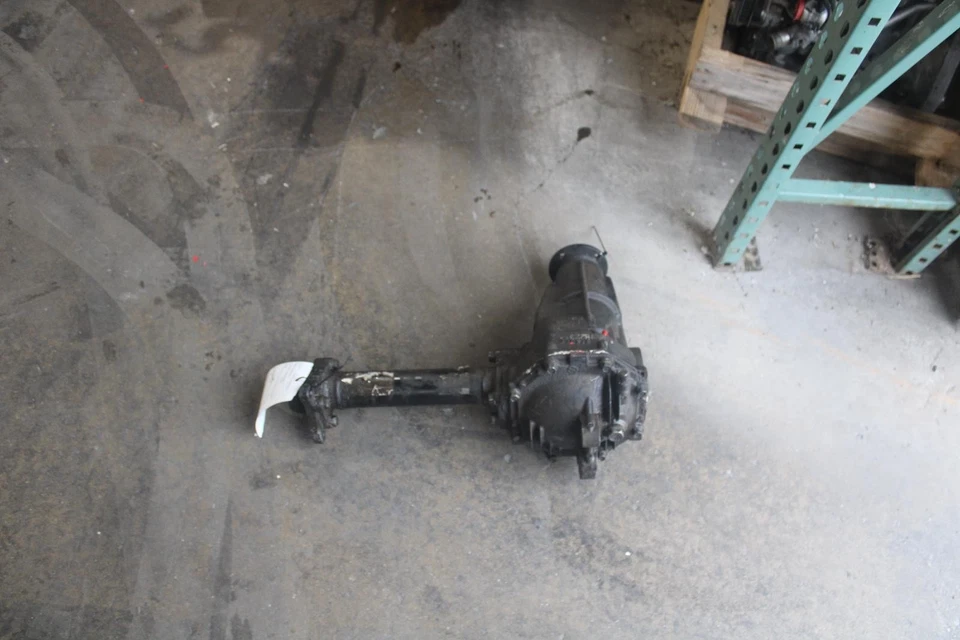 Used Differential Carrier Assembly fits: 2008 Kia Sorento Front AT 3.33 ratio w/ Foto 2 de 4