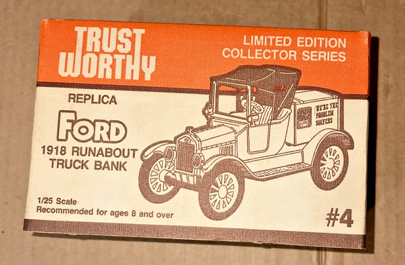 1988 NIB Ertl Trust Worthy Replica Ford 1918 Runabout Truck Bank  1/25 Scale