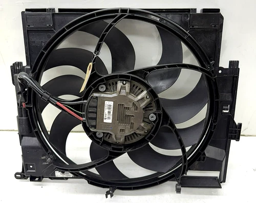2012-2015 BMW 335i F30 OEM 3.0L Engine Radiator Cooling Fan Shroud 7608409