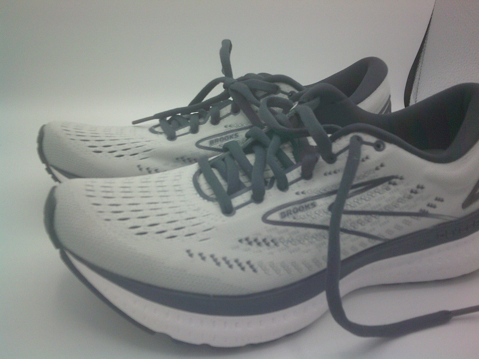 Brooks Glycerin 19 Shoes Women's, Grey/Ombre/White 9.5 2A eBay