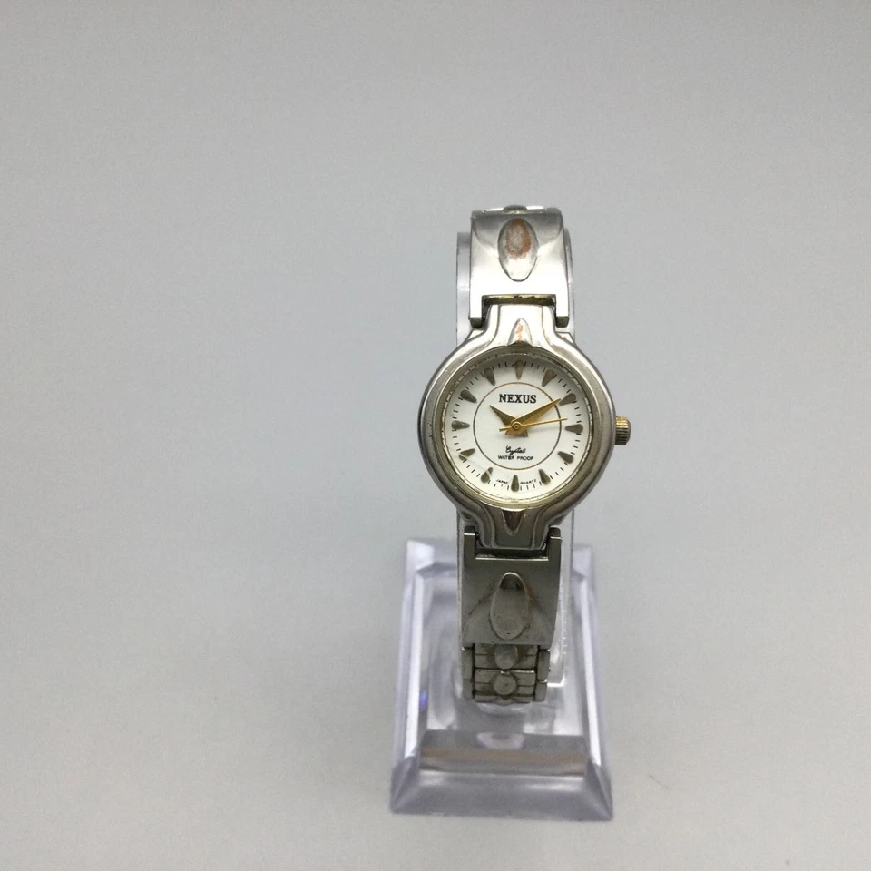Reloj Nexus Vintage Mujer 24mm Tono Plateado Esfera Redonda Batería Nueva 7.25" Foto 2 de 4