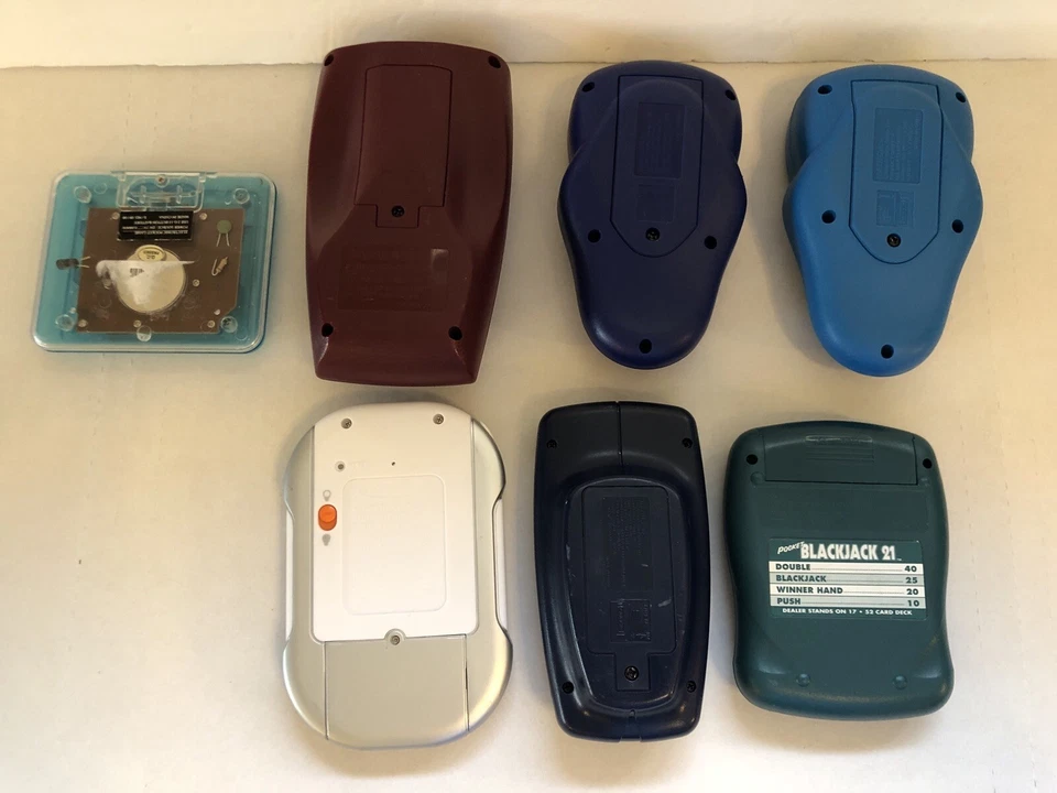 De Colección Tetris Poker Blackjack Sudoku Solitario FreeCell Radica JUEGOS PORTÁTILES Lote 7 Foto 2 de 4