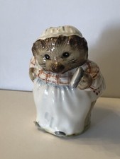 Vntg Mrs. Tiggy Winkle" 1948 Beatrix Potter Beswick England Porcelain Figurine