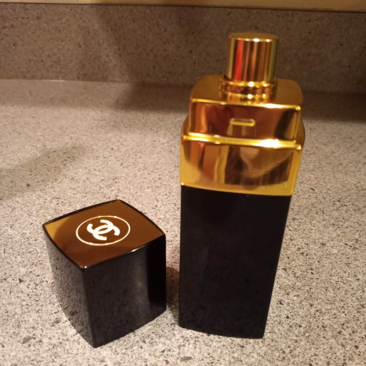 【未開封・新品】CHANEL N°5 Eau de Toilette 50ml シャネル N°5 オードゥ トワレット （ヴァポリザター） - 50 ml