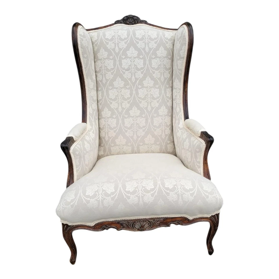 超大乡村法国翼背扶手椅雕刻木质奶油锦缎内饰 — 第 3/4 张图片