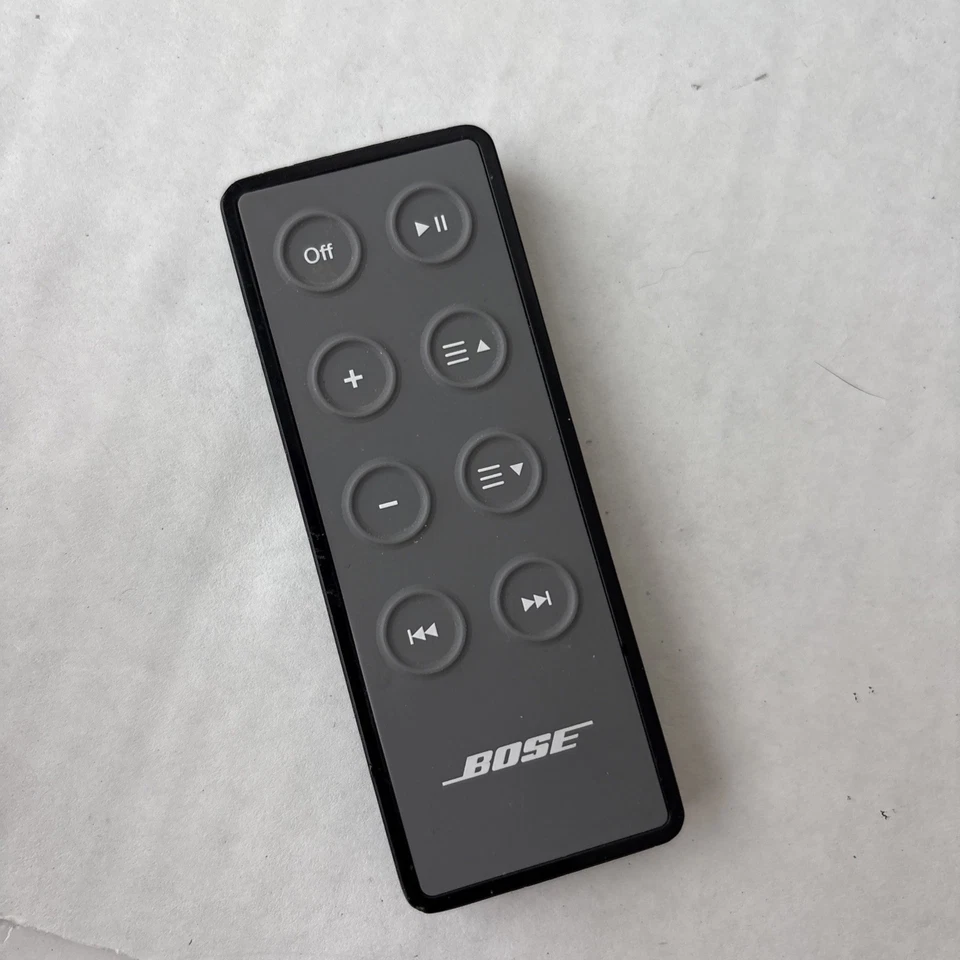 Bose SoundDock N123 Dock Portable Digital Music System Speaker Power Cord Remote - Image 2 of 4