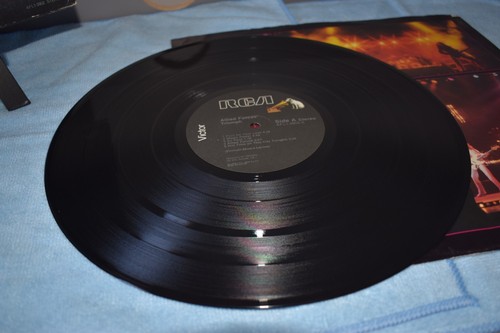 TRIUMPH ALLIED FORCES Vimyl LP ORIG. 1981 RCA AFL1-3902 -INNER SLEEVE - Picture 3 of 6