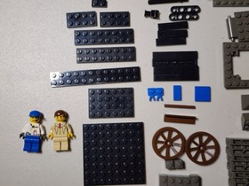 Vintage LEGO Studios 1381 Vampire's Crypt - INCOMPLETE SET - READ DESCRIPTION