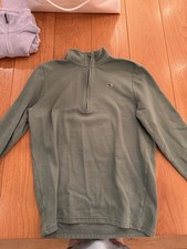 Youth Xl. Vineyard VINES Quarter Zip. Color: Green.