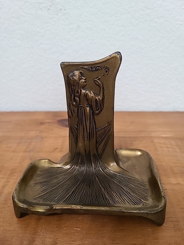 BRASS ASHTRAY /  MATCH HOLDER :  ART NOUVEAU  FEMALE SMOKING A CIGARETTE DESIGN
