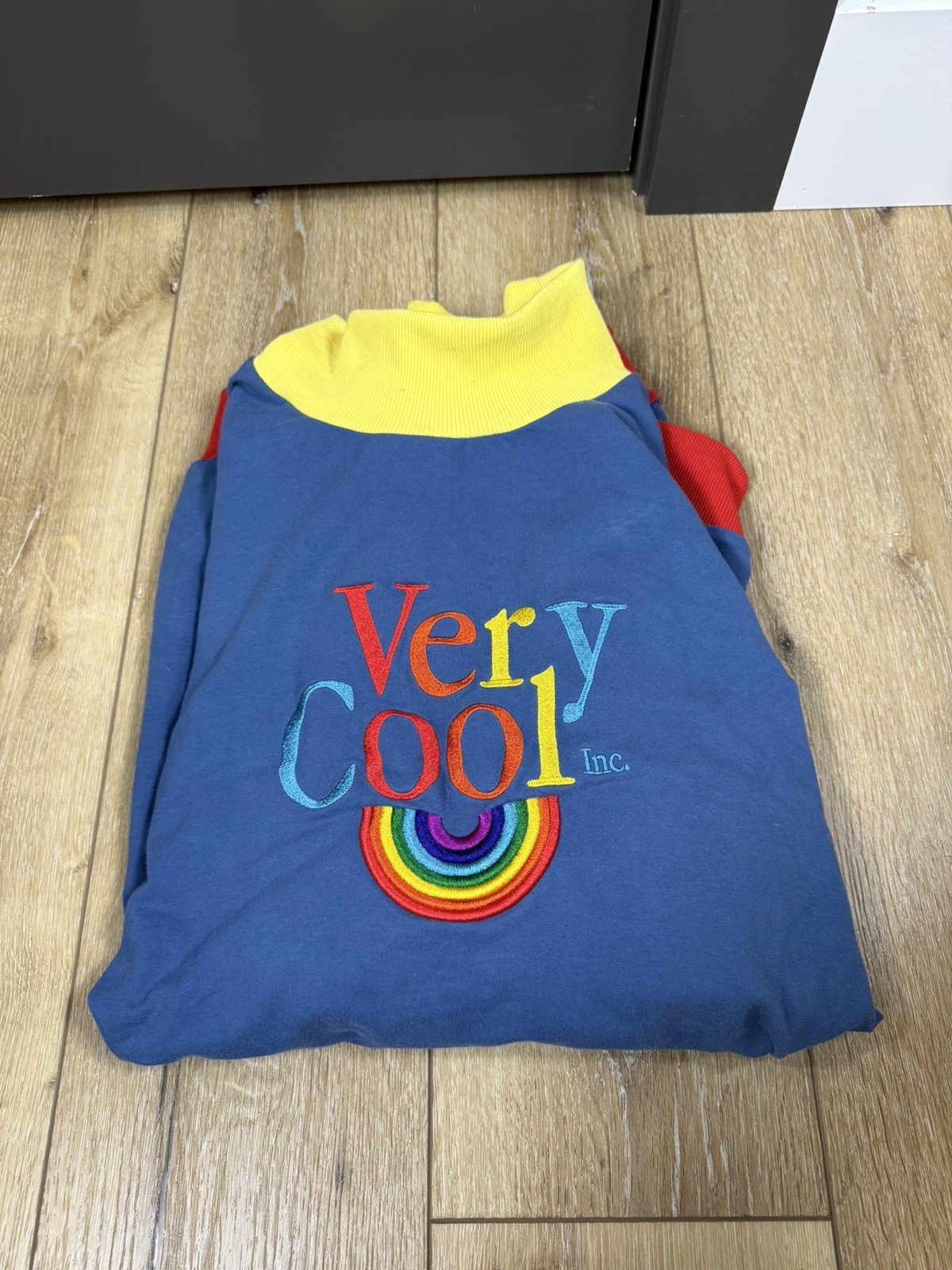 “Very Cool” Rainbow / Multicolor Pullover - Overs… - image 6