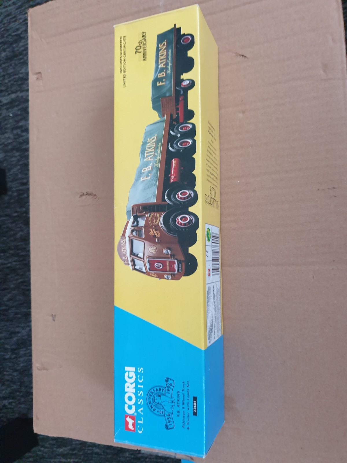 CORGI ATKINSON FLATBED TRUCK WITH TRAILER F B ATKINS 1/50 27601