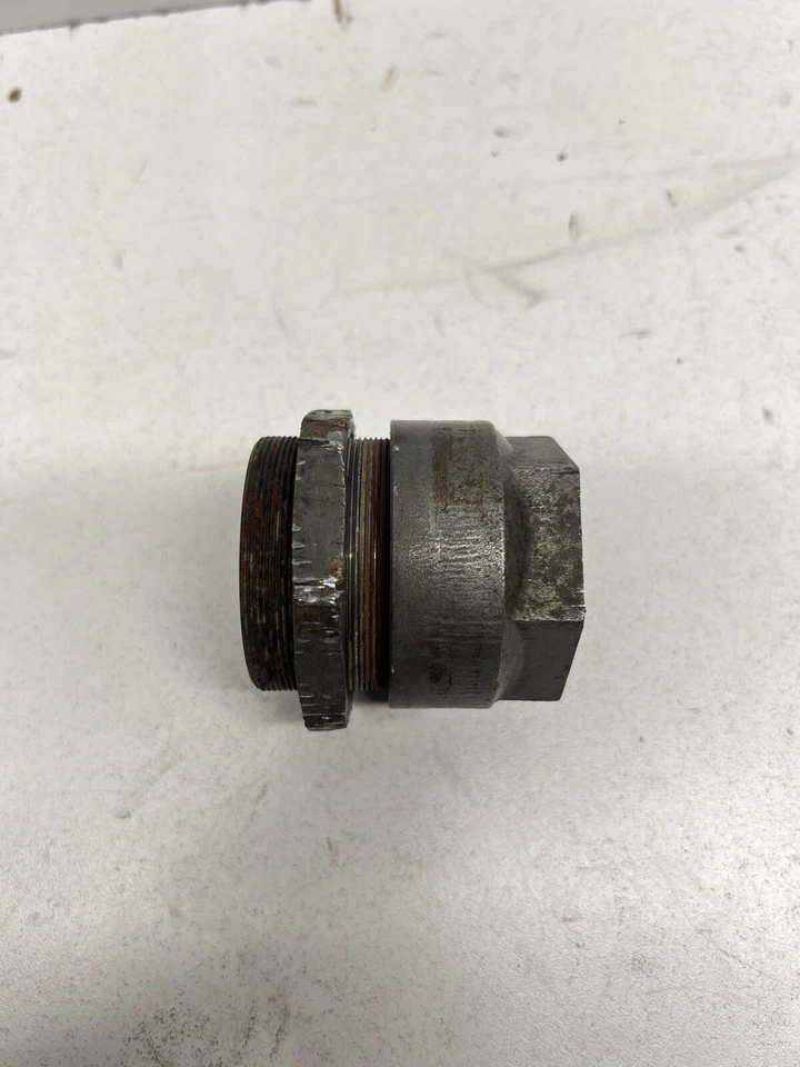 Porca de montagem de eixo traseiro Honda Sportrax 300EX 400EX 450R - Imagem 2 de 4