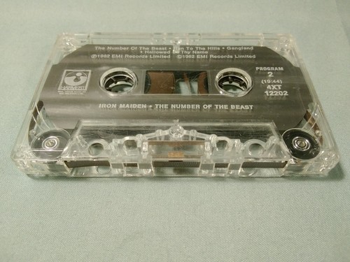 IRON MAIDEN Number of The Beast, 1982 EMI, CASSETTE TAPE, 4XT-12202 - Picture 4 of 5