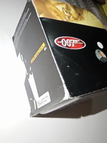 SWATCH IRONY CHRONO 2002 GOLDFINGER SPECIALE JAMES BOND 007 YCG401 NUOVO - Imagen 15 de 15