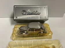 1/24 Racing Champions '37 Ford Platinum 20th anniversary Limited Edition