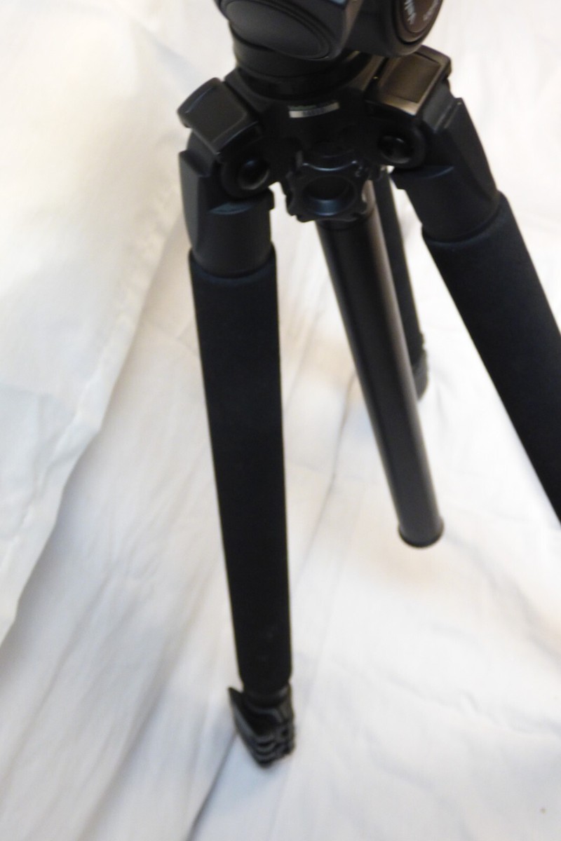 Velbon EL Carmagne 630 Carbon Fiber Tripod Legs (Black) w/ PH-460B 3-Way Panhead | eBay Velbon EL Carmagne 630 Carbon Fiber Tripod Legs (Black) w/ PH-460B 3-Way Panhead | eBay