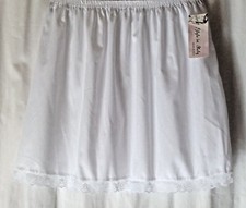 NEW LADIES POLY/COTTON HALF SLIP UNDERSKIRT WITH LACE HEM *2 COLOURS/3 LENGTHS*