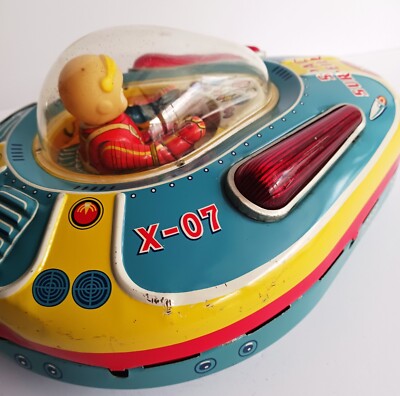 Space Ship X-07 MODERN TOYS Surveillant 1950s Japan Battery Op Tin