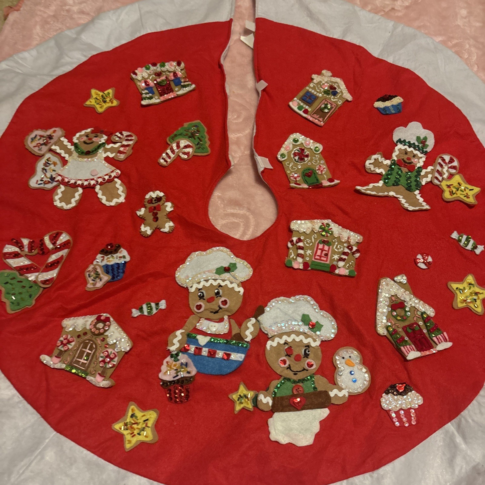 Glitzhome Santa Best Christmas tree skirt ,red And White ,40x 40