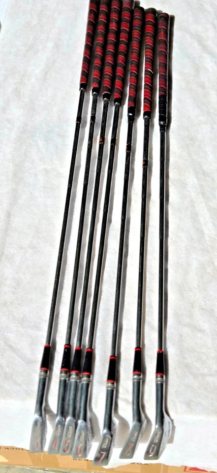 Juego de hierro vintage Wilson Patty Berg Cup Defender 7 piezas diestro acero inoxidable (3i-9i) Foto 3 de 4