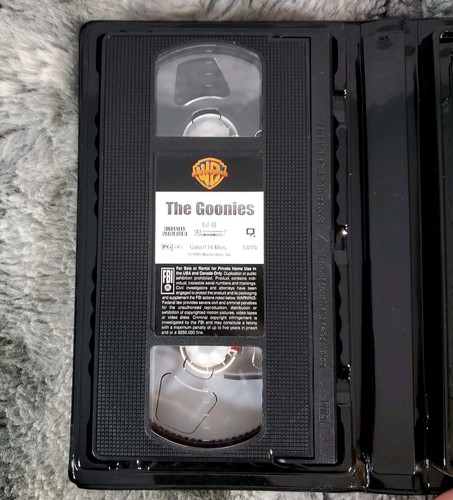 The Goonies (Previously Viewed VHS) Steven Spielberg "Baby Ruth" Nastalgic - Picture 4 of 5