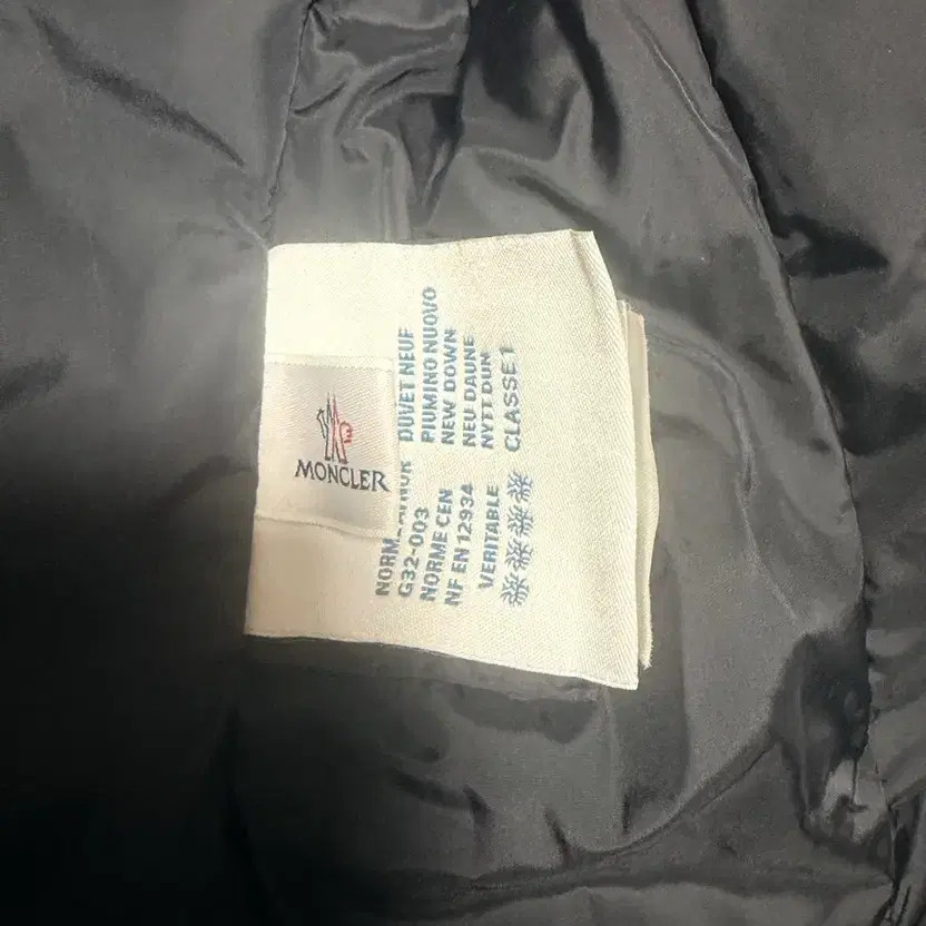 Moncler Angres Down Puffer Jacket - Size 0, Fur Trim thumbnail 4