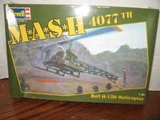VTG Revell Mash 4077th Bell H-13H Helicopter 4334 1994