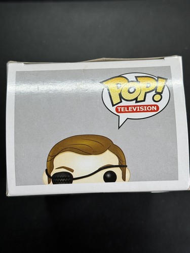 Funko Pop The Governor #66 TWD AMC 2013 BOX DAMAGE - Picture 6 of 10