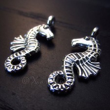 10PCs Seahorse 24mm Wholesale Antiqued Silver Plated Charm Pendants C0223
