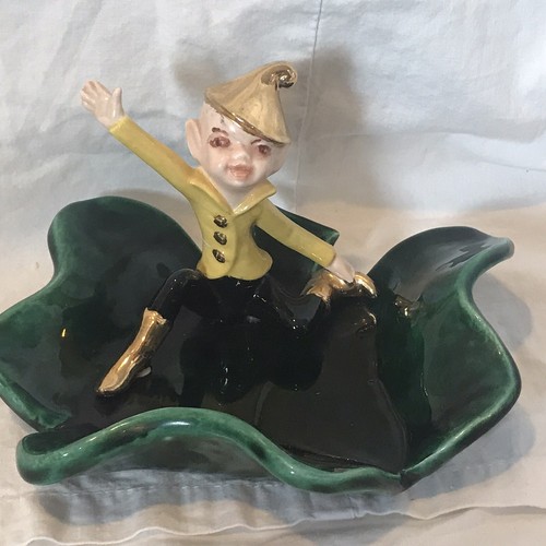 Vtg Irish boy Pixie Elf Fairy Green Clover Trinket Dish Plate Yellow Gold SM89 - Picture 2 of 9