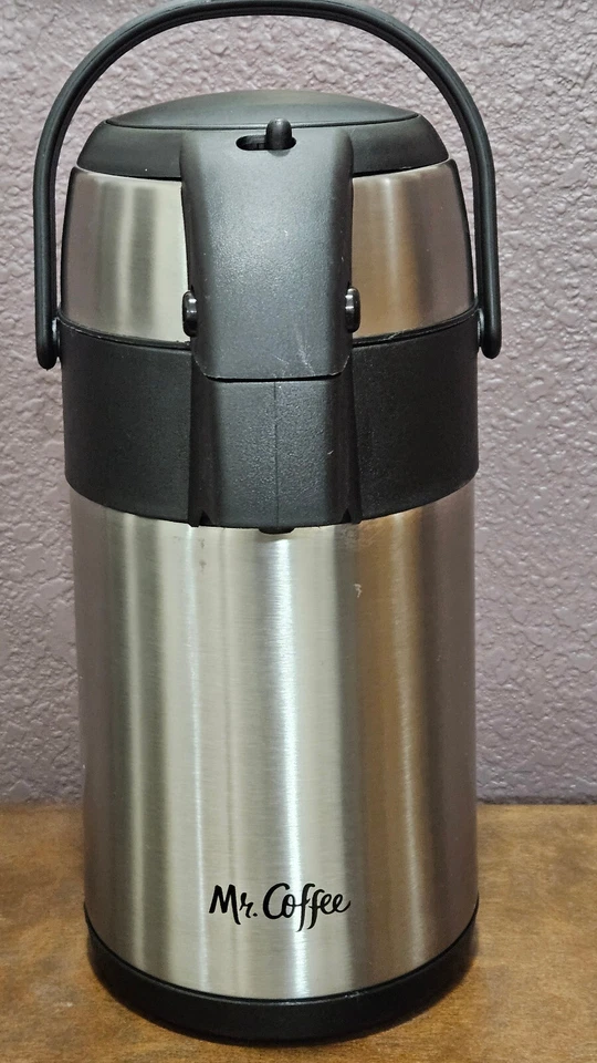 Mr.Coffee Bomba Olla 2.3 cuartos Acero Inoxidable Jarra Termo Dispensador Doble Pared Foto 2 de 4