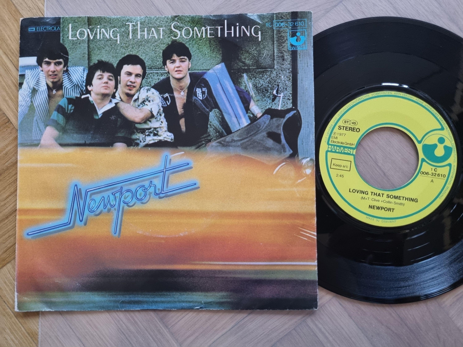7"" Single Newport - Loving that something Vinyl Germany
