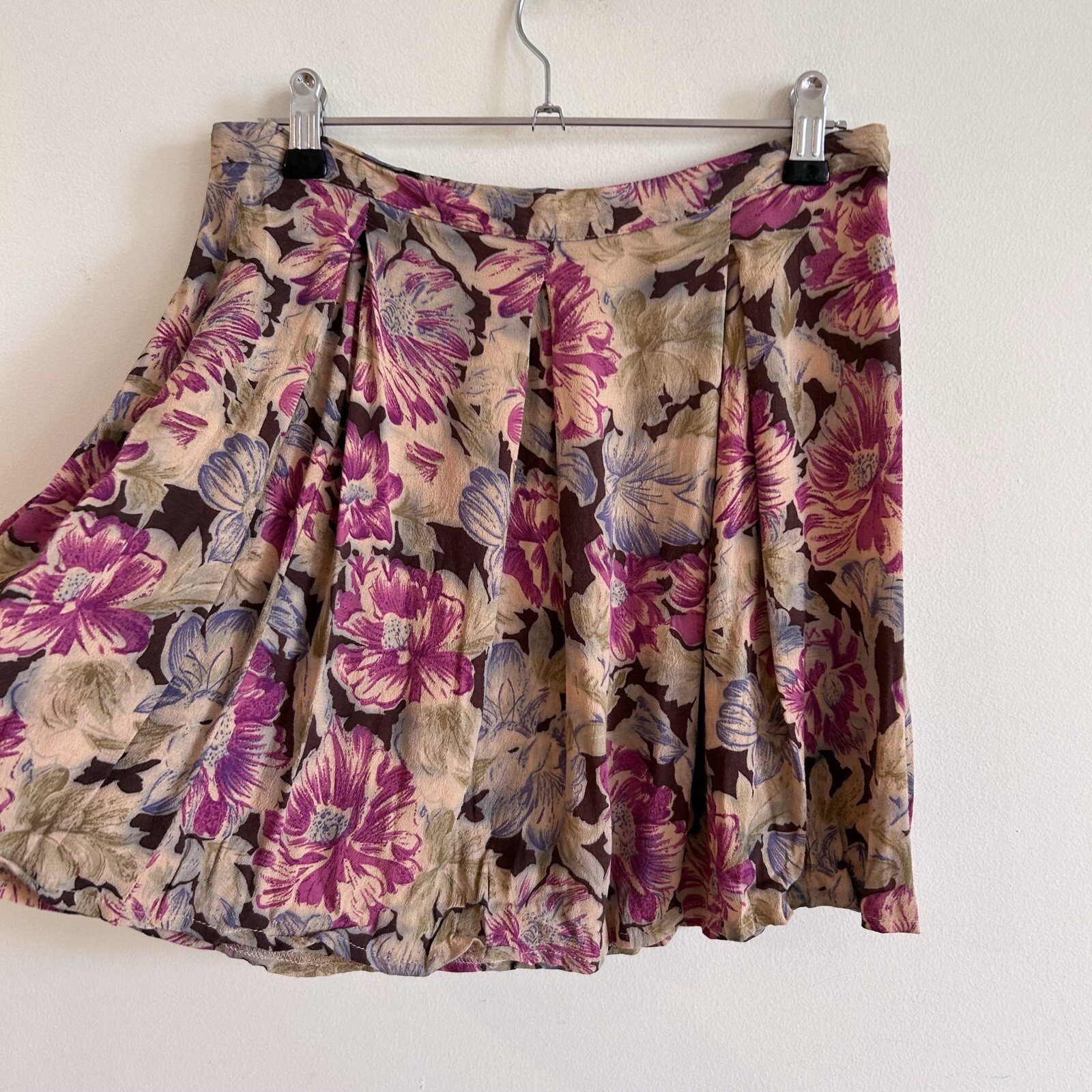 Minkpink Purple Floral Rayon Pleated Mini Skirt with Flower Print-image