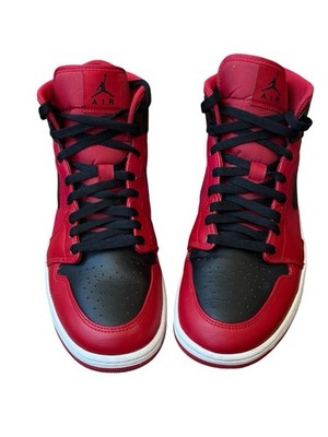 Nike Air Jordan 1 Mid Reverse Bred 554724-660 Men s Size 11 Red Black Sneakers