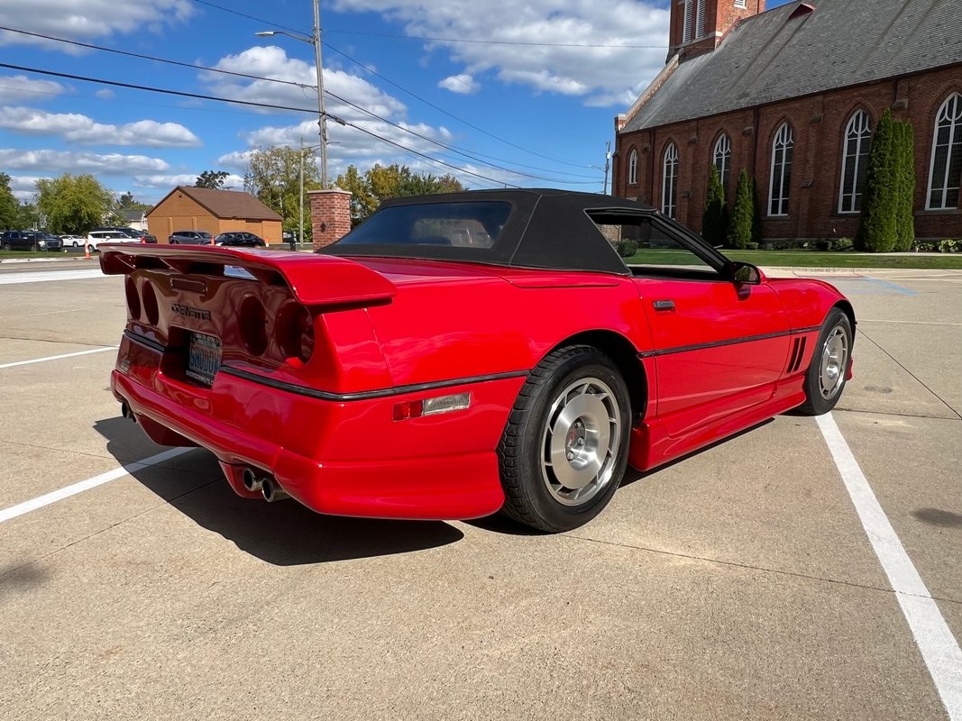 1987 Red Chevrolet Corvette   | C4 Corvette Photo 5