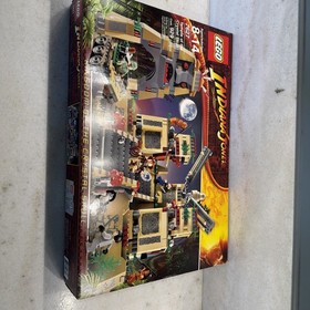 2008 LEGO Indiana Jones: Temple of the Crystal Skull (7627) New Sealed Box