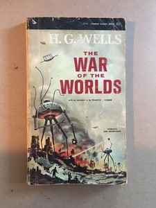 Airmont Classic H.G. Wells The War of the Worlds Book Sci-Fi Classic