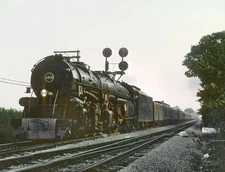 1987 NORFORK & WESTERN Railroad in Bellevue, Ohio  8.5X11 PHOTO