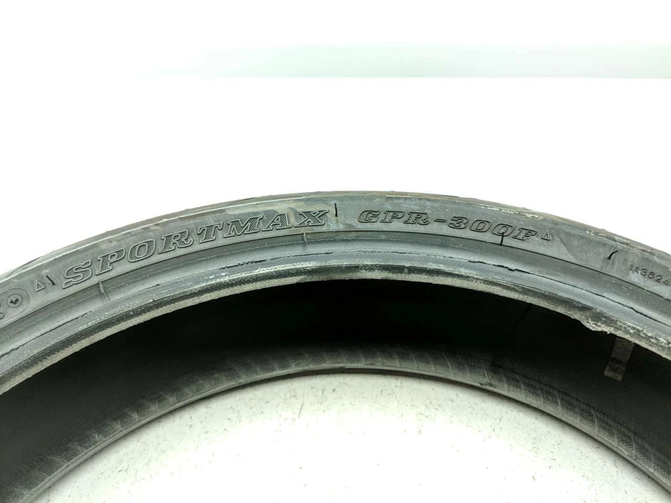 07 Honda CBR600RR CBR 600 Front Tire Dunlop Sportmax GPR-300F 120/60/R17 - Image 4 of 4