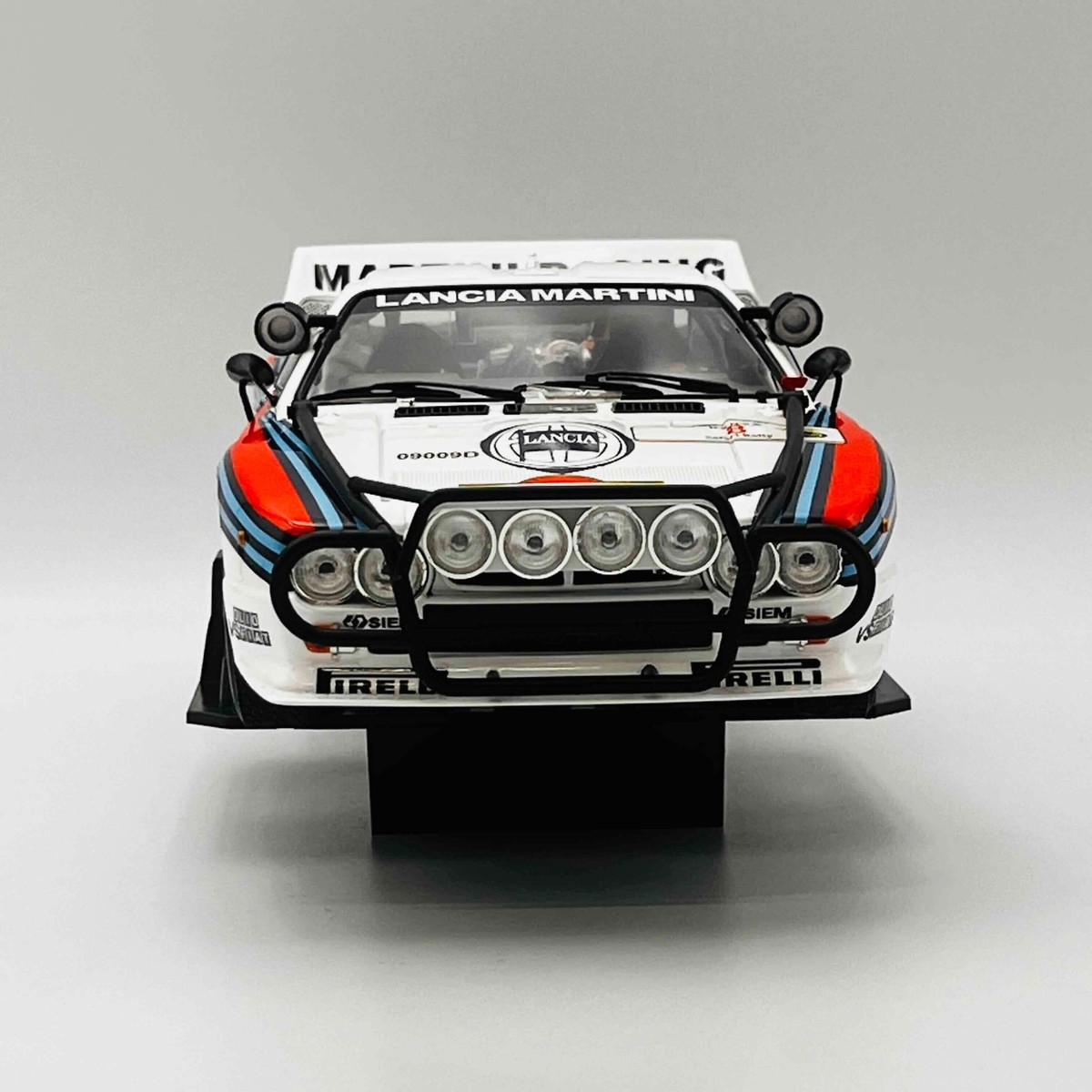 KYOSHO 1/18 LANCIA RALLY 037 1985 SAFARI #8 No.8306J | eBay